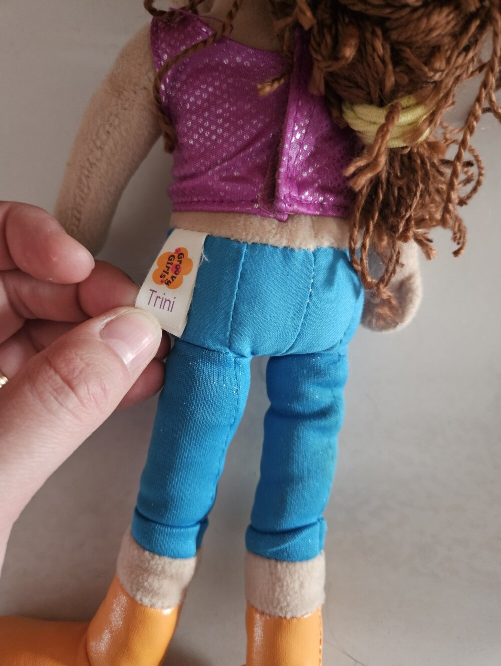 💙2/$20 2000s Trini Groovy Girls Plush Doll - Picture 4 of 4